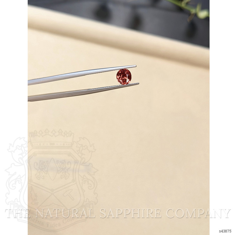 1.23 Ct. Reddish Pink Sapphire from Ceylon (Sri Lanka)