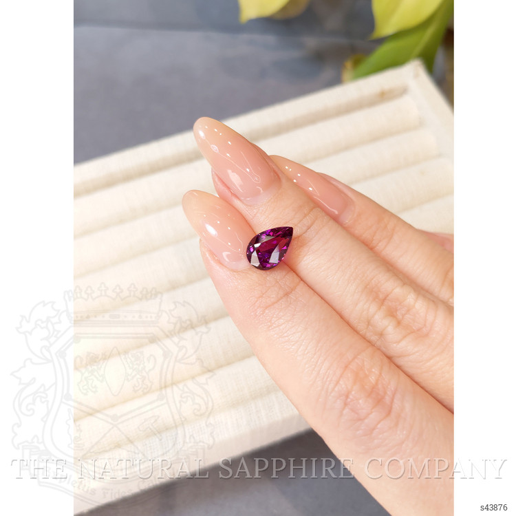 3.06 Ct. Purple Sapphire from Ceylon (Sri Lanka)