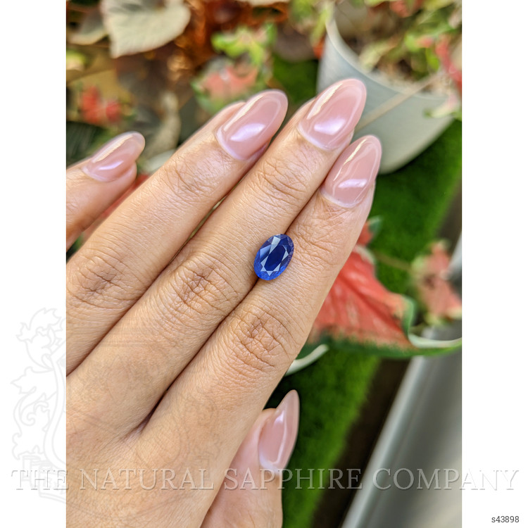 3.52 Ct. Blue Sapphire from Ceylon (Sri Lanka)