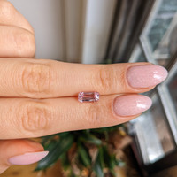 2.49 Ct. Pink Sapphire from Ceylon (Sri Lanka) Life Style