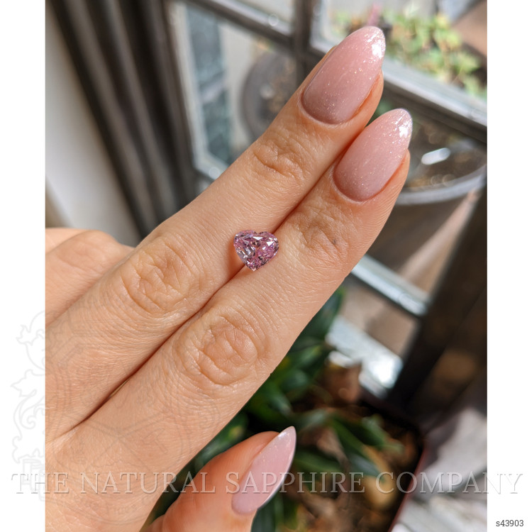 2.71 Ct. Pink Sapphire from Ceylon (Sri Lanka)
