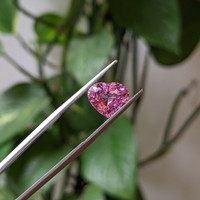 3.07 Ct. Pink Sapphire from Ceylon (Sri Lanka) Life Style