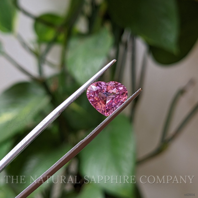 3.07 Ct. Pink Sapphire from Ceylon (Sri Lanka)