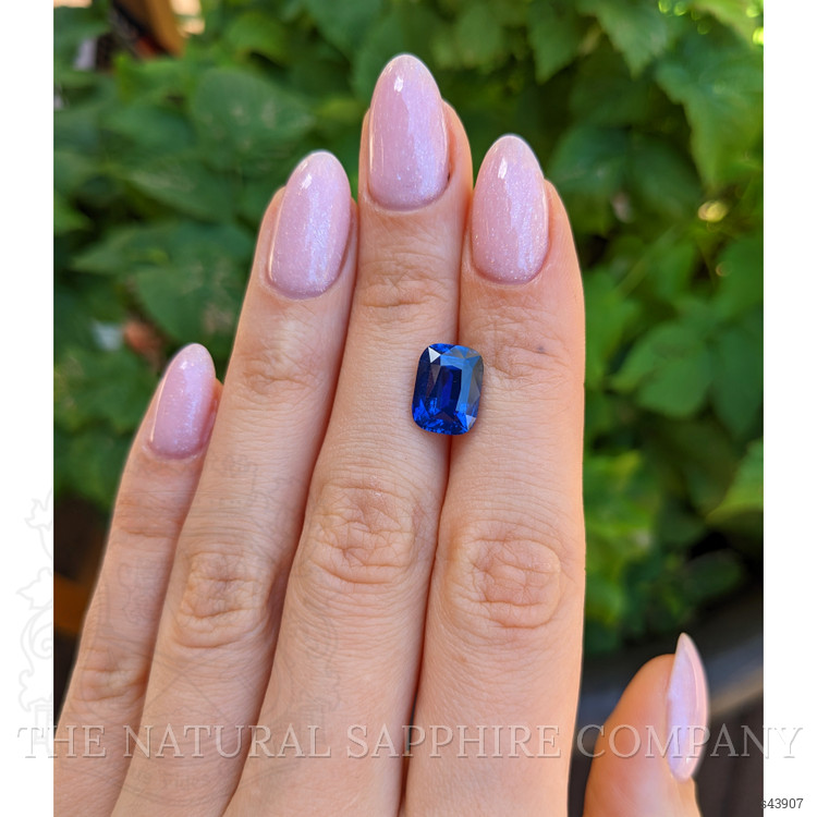 5.52 Ct. Blue Sapphire from Ceylon (Sri Lanka)