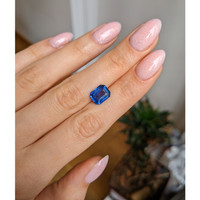 4.07 Ct. Blue Sapphire from Ceylon (Sri Lanka) Life Style