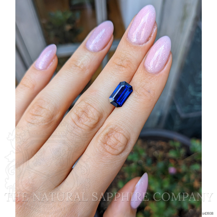 4.34 Ct. Blue Sapphire from Ceylon (Sri Lanka)