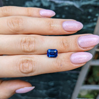 3.54 Ct. Blue Sapphire from Ceylon (Sri Lanka) Life Style