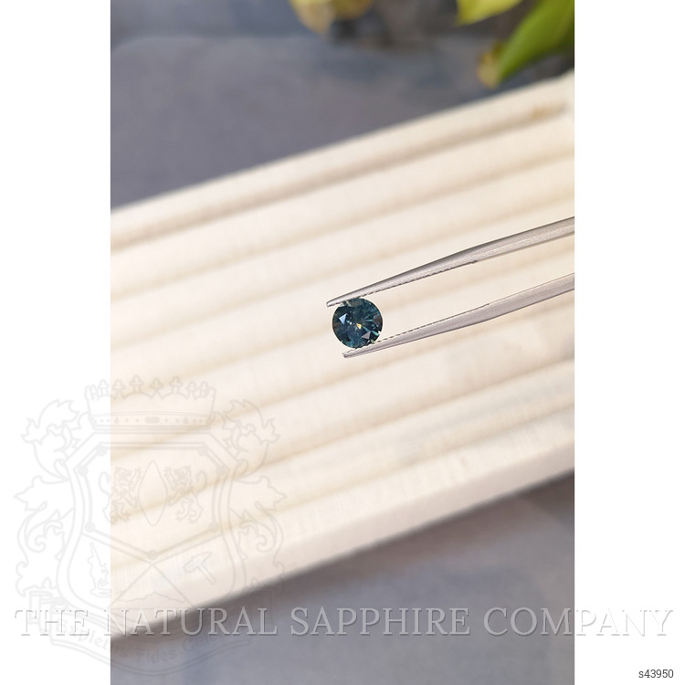 1.36 Ct. Bluish Green Sapphire from Montana