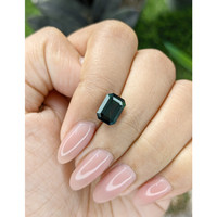3.01 Ct. Bluish Green Sapphire from Madagascar Life Style