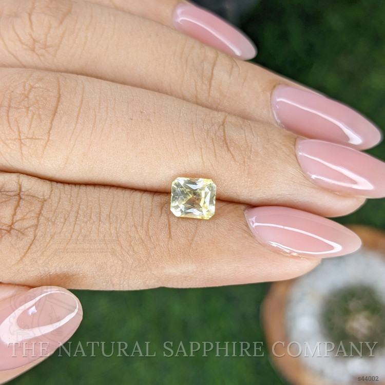 1.29 Ct. Yellow Sapphire from Ceylon (Sri Lanka)