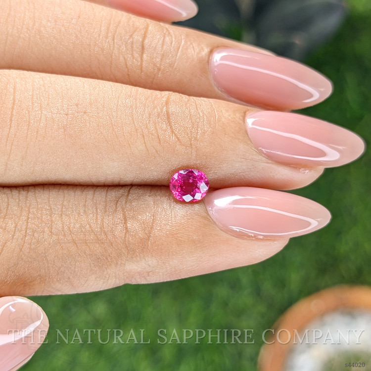 0.52 Ct. Purplish Pink Sapphire from Mozambique