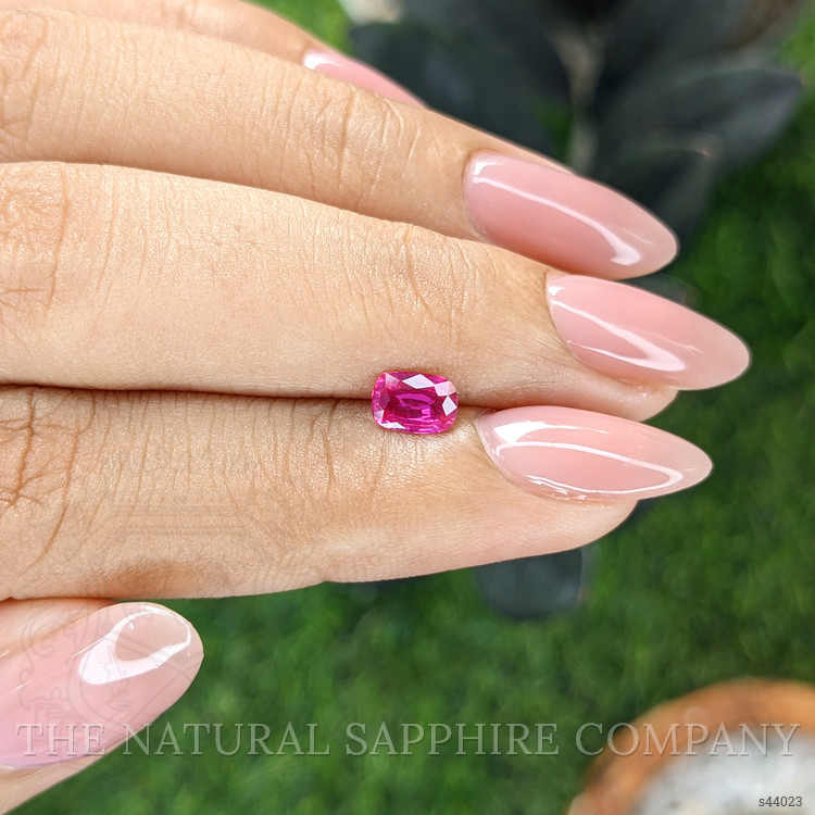 0.52 Ct. Purplish Pink Sapphire from Mozambique