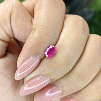 0.52 Ct. Purplish Pink Sapphire from Mozambique Life Style