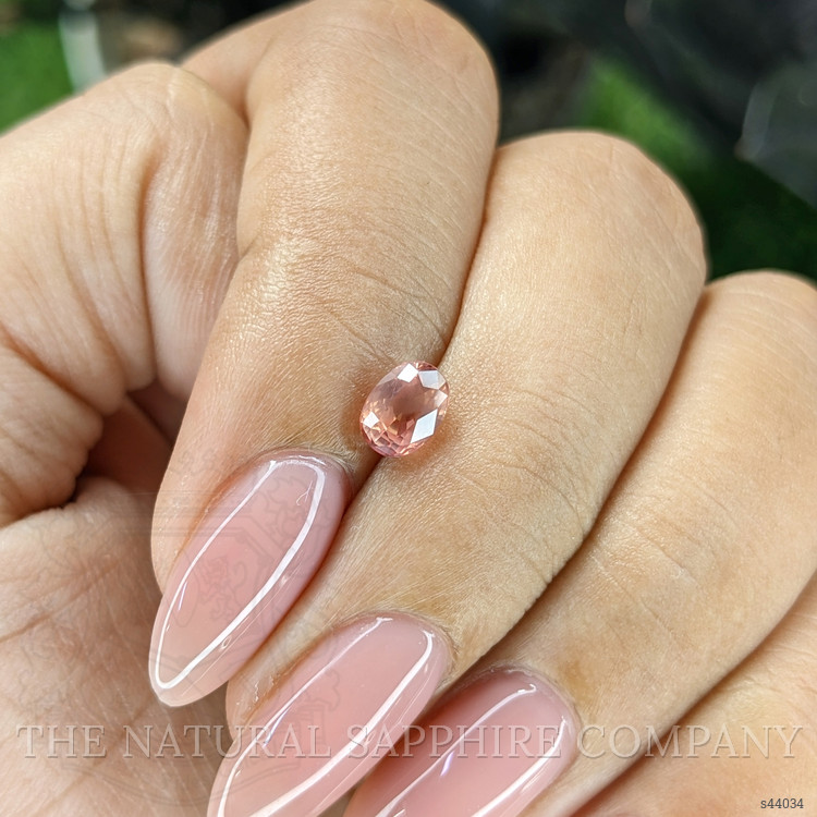 0.88 Ct. Padparadscha Sapphire from Tanzania