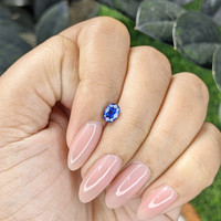 0.78 Ct. Color Change Sapphire from Tanzania Life Style