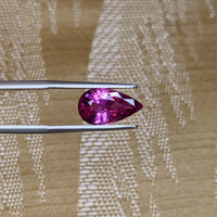 5.06 Ct. Pink Sapphire from Madagascar Life Style