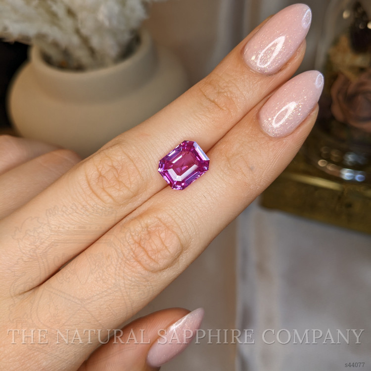 6.27 Ct. Pink Sapphire from Ceylon (Sri Lanka)