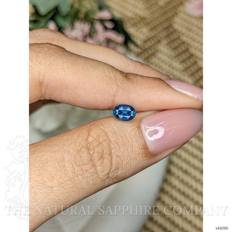0.81 Ct. Greenish Blue Sapphire from Madagascar
