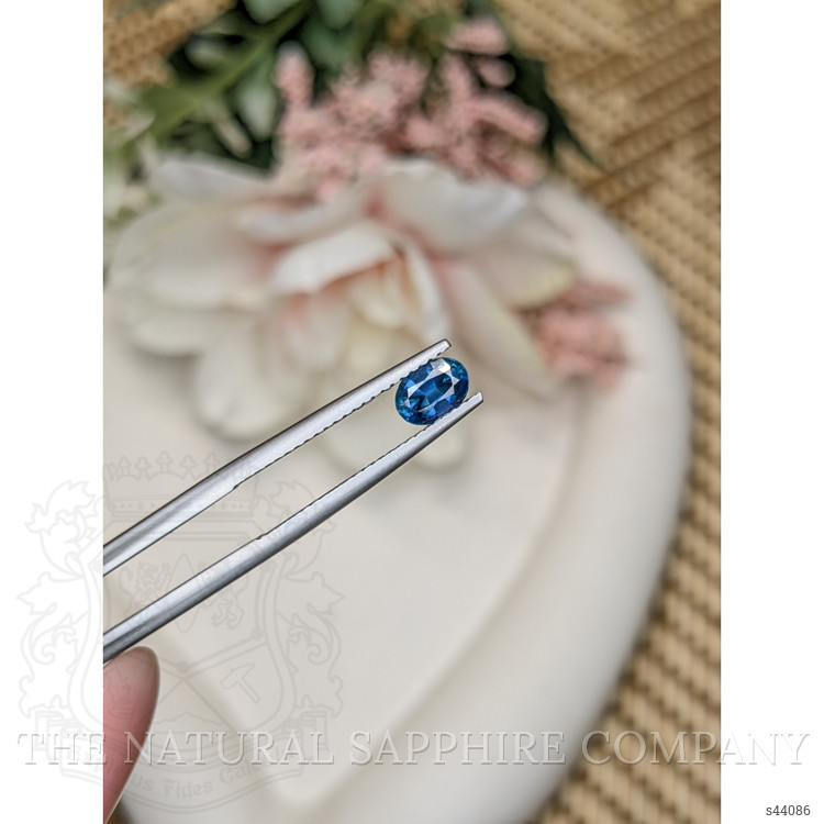 0.81 Ct. Greenish Blue Sapphire from Madagascar