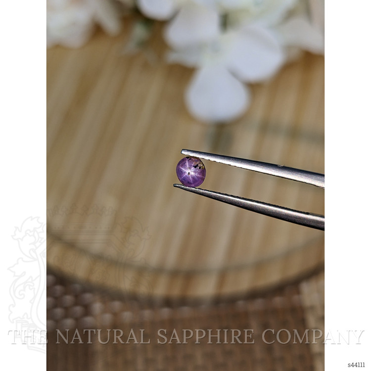 0.47 Ct. Pinkish Purple Star Sapphire from Ceylon (Sri Lanka)