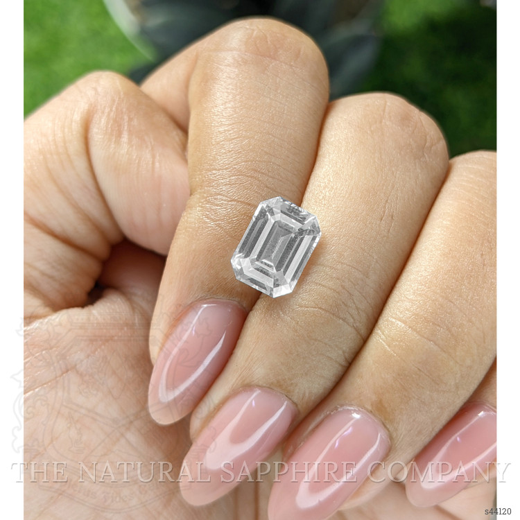 4.02 Ct. White Sapphire from Ceylon (Sri Lanka)