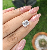 3.55 Ct. White Sapphire from Ceylon (Sri Lanka) Life Style