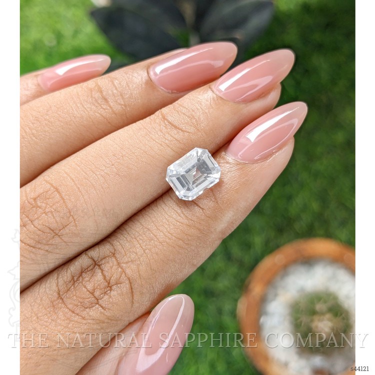 3.55 Ct. White Sapphire from Ceylon (Sri Lanka)