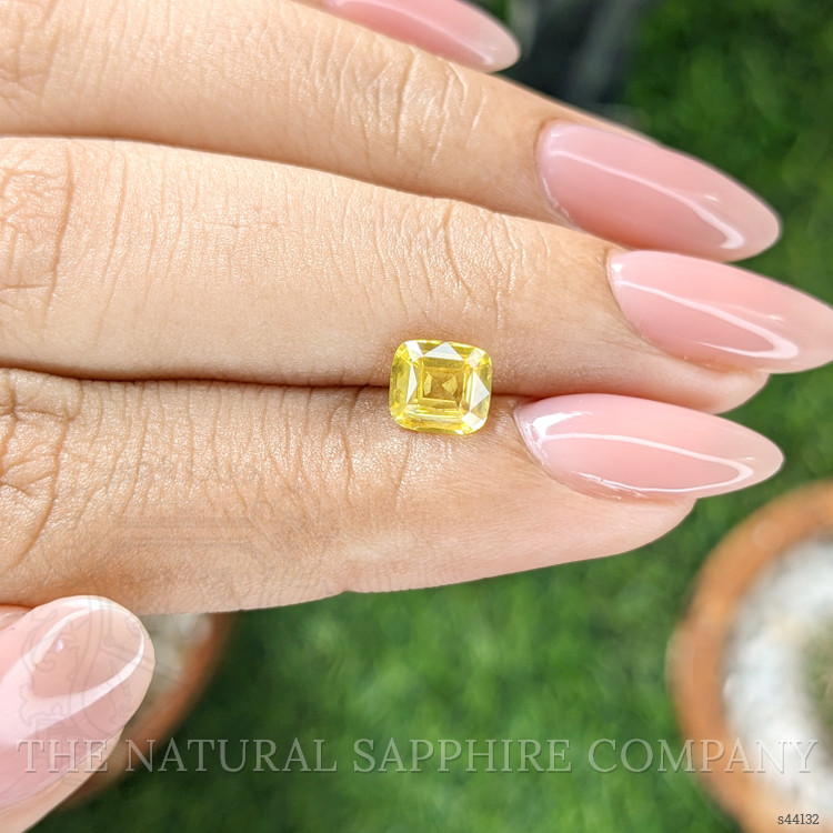 1.04 Ct. Yellow Sapphire from Ceylon (Sri Lanka)