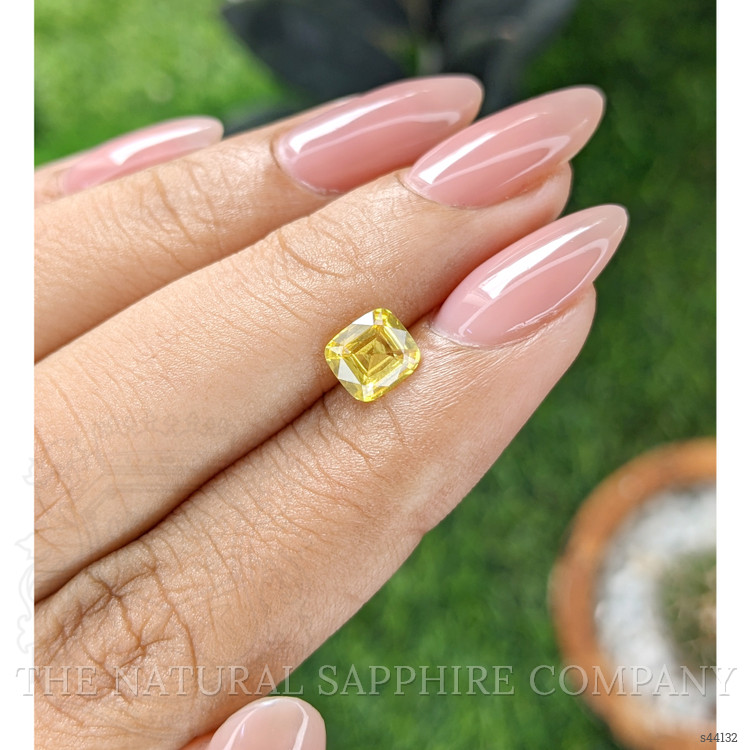 1.04 Ct. Yellow Sapphire from Ceylon (Sri Lanka)
