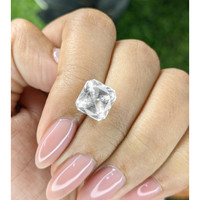 5.07 Ct. White Sapphire from Ceylon (Sri Lanka) Life Style