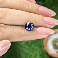 2.52 Ct. Blue Sapphire from Ceylon (Sri Lanka) Life Style