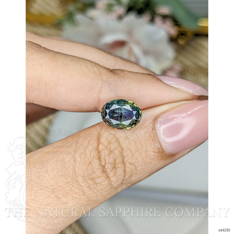 2.73 Ct. Bluish Green Sapphire from Ceylon (Sri Lanka)