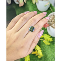 5.24 Ct. Bluish Green Sapphire from Ceylon (Sri Lanka) Life Style