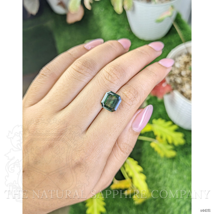 5.24 Ct. Bluish Green Sapphire from Ceylon (Sri Lanka)