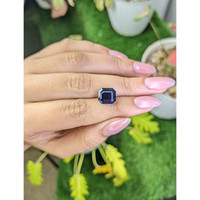 5.52 Ct. Blue Sapphire from Ceylon (Sri Lanka) Life Style