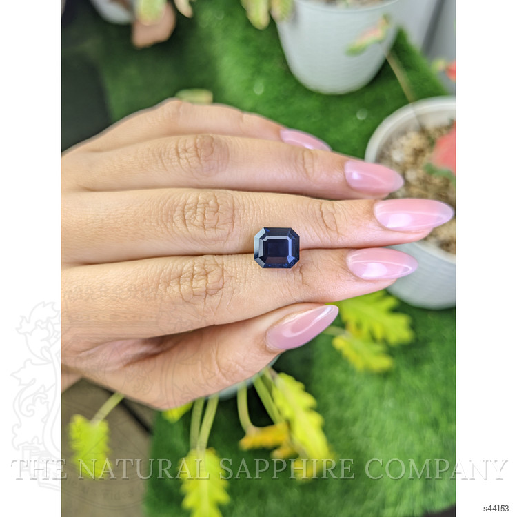 5.52 Ct. Blue Sapphire from Ceylon (Sri Lanka)