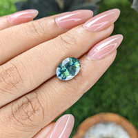 4.04 Ct. Bluish Green Sapphire from Madagascar Life Style