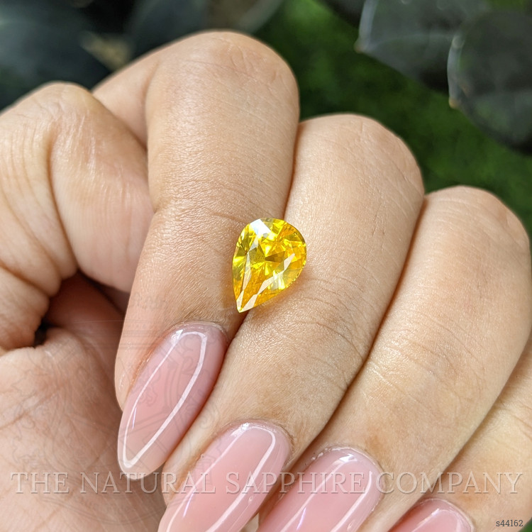 2.57 Ct. Orangish Yellow Sapphire from Ceylon (Sri Lanka)