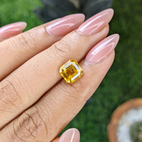 3.05 Ct. Yellow Sapphire from Ceylon (Sri Lanka) Life Style