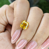 3.05 Ct. Yellow Sapphire from Ceylon (Sri Lanka) Life Style
