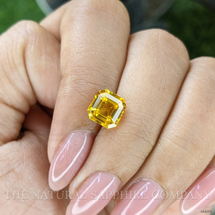3.05 Ct. Yellow Sapphire from Ceylon (Sri Lanka)