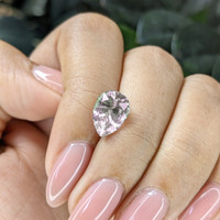 3.79 Ct. Purplish Pink Sapphire from Ceylon (Sri Lanka) Life Style