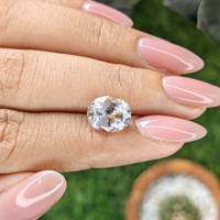 4.48 Ct. Peach Sapphire from Ceylon (Sri Lanka) Life Style