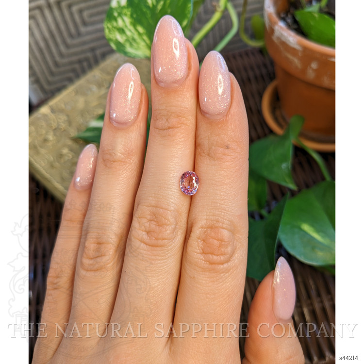 1.35 Ct. Padparadscha Sapphire from Ceylon (Sri Lanka)