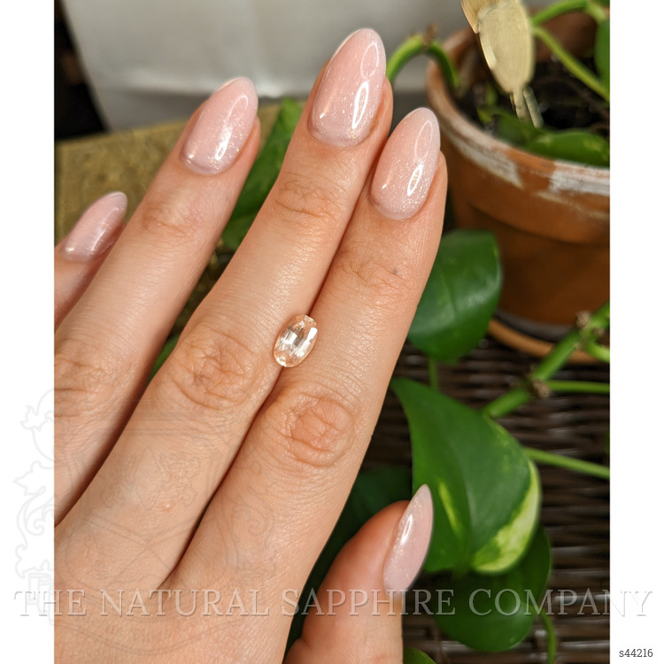 1.89 Ct. Padparadscha Sapphire from Ceylon (Sri Lanka)