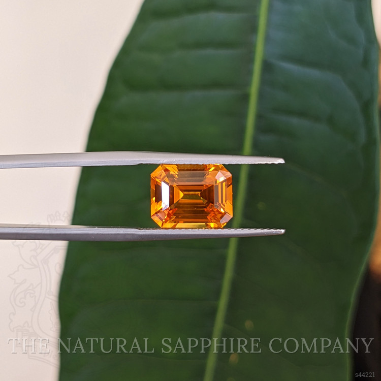 5.16 Ct. Yellowish Orange Sapphire from Ceylon (Sri Lanka)