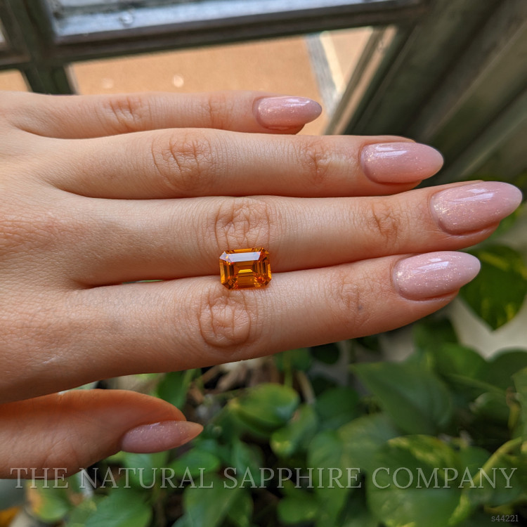 5.16 Ct. Yellowish Orange Sapphire from Ceylon (Sri Lanka)