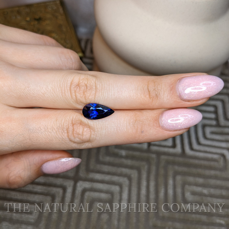 4.21 Ct. Blue Sapphire from Ceylon (Sri Lanka)