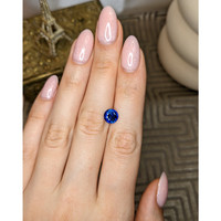 2.10 Ct. Blue Sapphire from Ceylon (Sri Lanka) Life Style