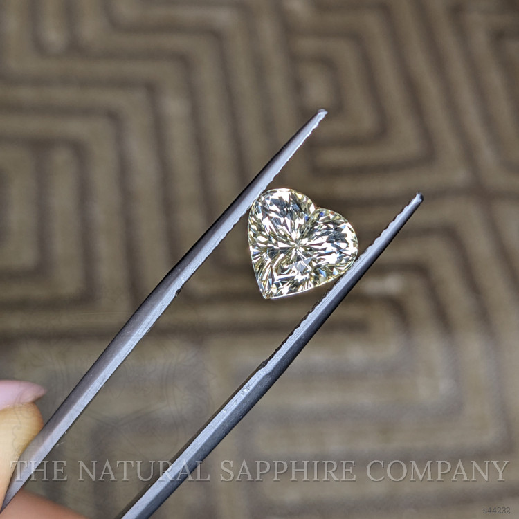 3.86 Ct. Yellow Sapphire from Ceylon (Sri Lanka)